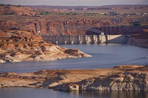 Glen Canyon Dam Overlook Tour Hours Admission Fee And Directions