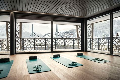 The 7 Most Beautiful Hotel Meditation Rooms Around The World