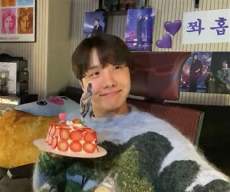 Bts Community Post Happy Birthday J Hope 오빠 생일 축하 해요 멋진 일년이 되길 💫💜