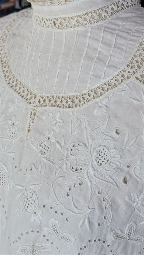 Edwardian White Blouse Gibson Girl Blouse Embroid Gem