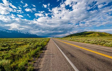 The Wyoming Flag: 13 Fascinating Facts - Tourism Teacher