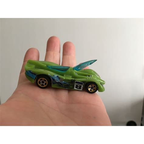 Hot Wheels Carro De Corrida N 8 Levanta Cockpit Race Car Green Pterodactilo Shopee Brasil