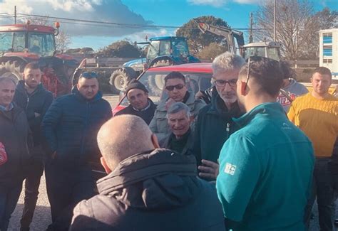 Lamministrazione Comunale A Fianco Degli Agricoltori Ragusa Libera