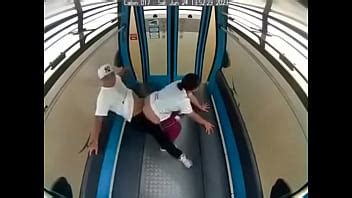 Pareja Teniendo Sexo En El Metro Cable XXX Videos Free Porn Videos