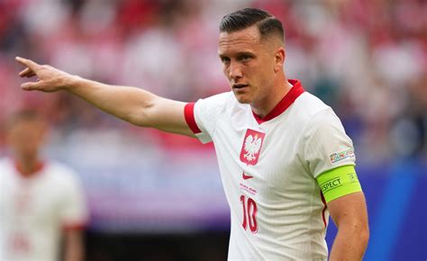 Inter Ufficiale Zielinski Il Primo Polacco Della Storia Nerazzurra