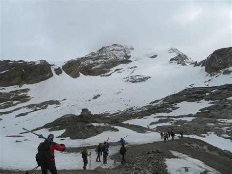 Giordani Punta Da Indren Sci Alpinismo Pellata A Gressoney La