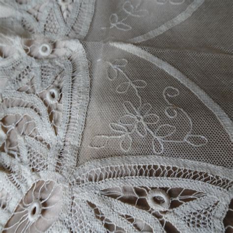 Gorgeous Antique Victorian Lace Exceptional Hand Work Netted Lace And