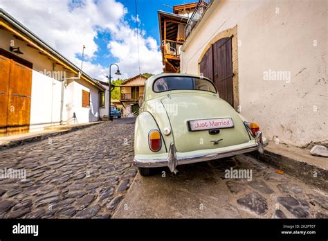Vintage Wedding Car Stock Photo Alamy