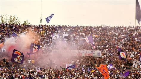 Fiorentina Calano Gli Spettatori Al Franchi La Classifica Completa