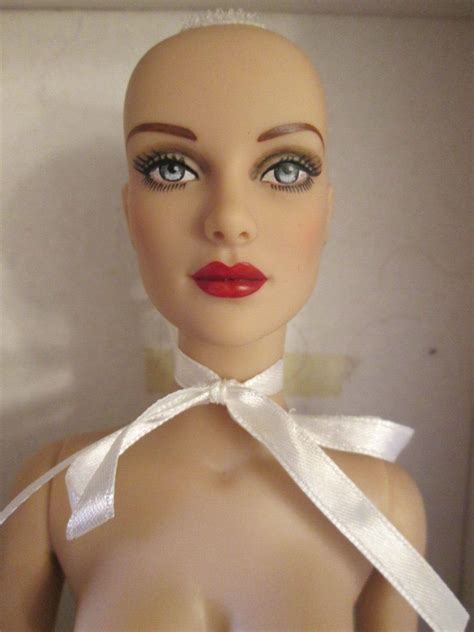 Fashion Icon Daphne Nude Bald Tonner Doll 125 Made 2013 Tyler Bw Body Box Stand 4691509080