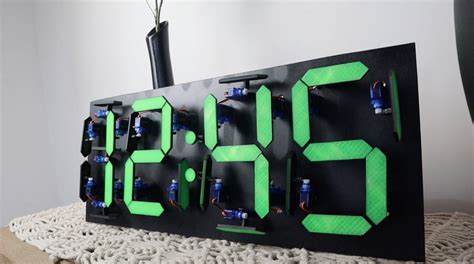 Mechanical 7 Segment Display Clock Using An Arduino And 28 Servos The