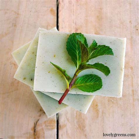 How To Make Peppermint Soap Cold Process • Lovely Greens