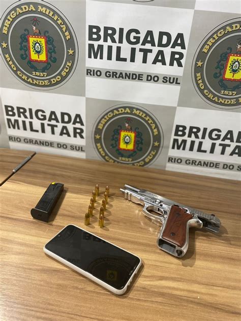 Brigada Militar Efetua Pris O Por Porte Ilegal De Arma De Fogo Em