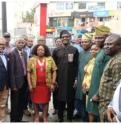 Alimosho Lga Boss Receives Rotary Club Of Akowonjo