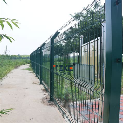 Manufacture 3d Curved Wire Fence3d V Fold Fence3d Curvy Welded Wire Mesh China Steel Welded