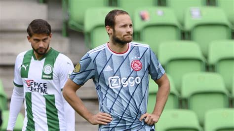 Pover Ajax Lijdt Eerste Nederlaag Van Het Seizoen Bij Fc Groningen