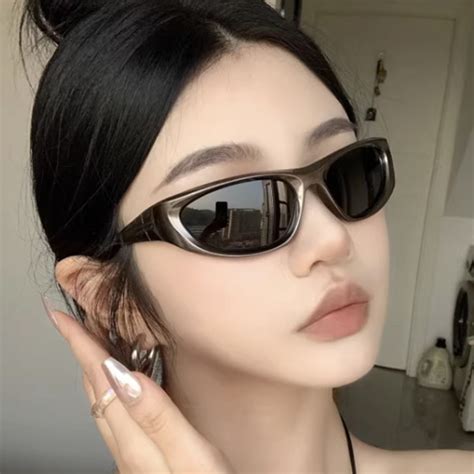 Y2k Sunglasses Women Punk Fashion Geometric Wraparound Sun Glasses Men