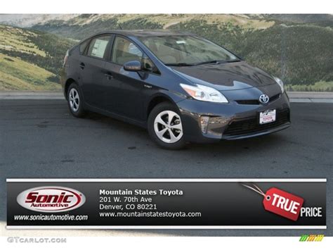 Winter Gray Metallic Toyota Prius Two Hybrid Gtcarlot