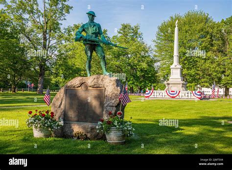 The World War I Memorial On The Barre Ma Town Common Stock Photo Alamy