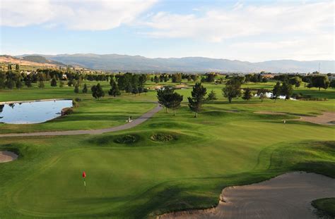 Golf Course Review Kelowna Springs Golf Club Kelowna British Columbia