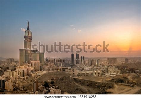 1,300 Makkah Skyline Images, Stock Photos & Vectors | Shutterstock