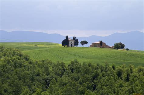 Обои Tuscany, Italy Природа Поля, обои для рабочего стола, фотографии ...