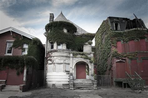 13 Spooky Looking Houses That Have Inspired Ghost Stories Real