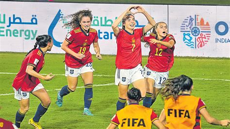 ఫనలల సపయన కలబయ Spain and Colombia in the final