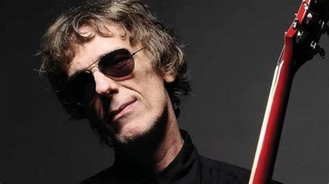 Luis Alberto Spinetta Estas Son Sus 10 Mejores Canciones Según Futuro