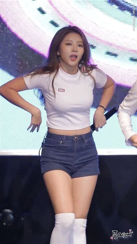 Hot Sexy Yeom Hae In Bikini Pics