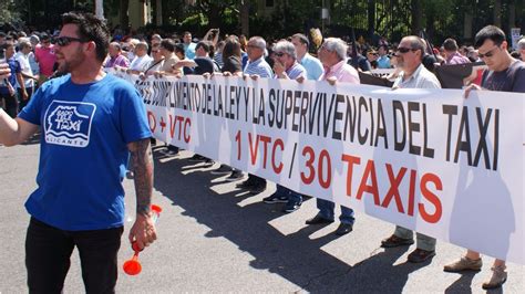 Los Taxistas Amenazan Con Una Huelga Indefinida A Partir Del De