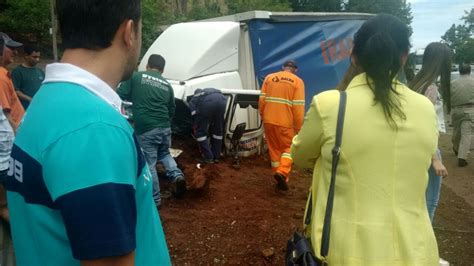 Grave Acidente Mobiliza Equipes De Socorro Na Br Em Lindoeste