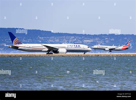 September 1 2019 Burlingame CA USA United Airlines Aircraft