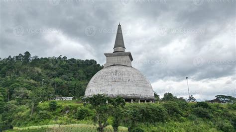Kothmale Temple In Sri Lanka 19934052 Stock Photo At Vecteezy