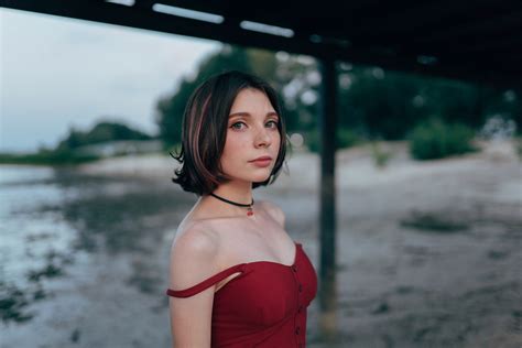 Women Brunette Necklace Looking At Viewer Bare Shoulders Red Shirt