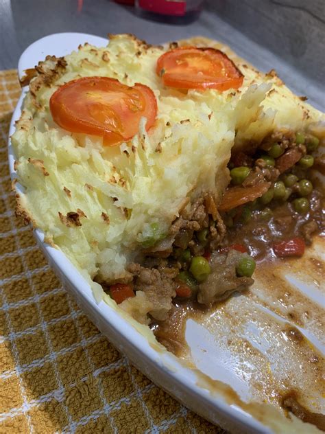 COTTAGE PIE | HEALTHY SLIMMING RECIPE - Fatgirlskinny.net | Slimming ...