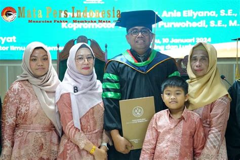 Raih Gelar Doktor Tercepat Iptu Syamsul Jadi Motivasi Anggota Brimob