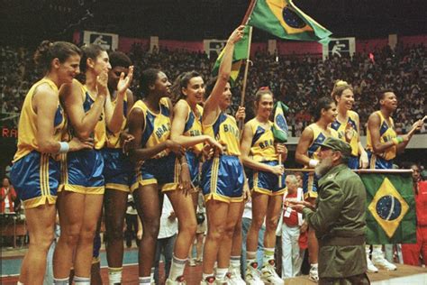 DOCUMENTÁRIO RESGATA HISTÓRIA DO BASQUETE FEMININO NO BRASIL LBF