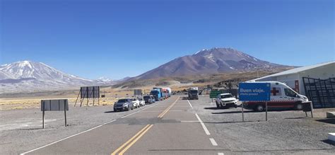 Paso Internacional De San Francisco Mas De Un Centenar De Personas