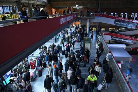 Renfe Supera El Mill N De Abonos Gratis Expedidos En D As Noticias