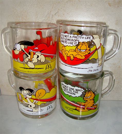 Vintage Garfield Glass Mugs Coffee Cups McDonald S 1978