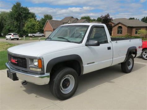 Find Used 2000 Gmc Sierra 2500 Sl 57l 4x4 8 Bed 1 Owner 52k Miles Rust Free California In