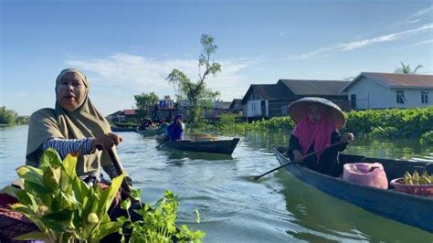 Berwisata Ke Pasar Terapung Lok Baintan Ikon Wisata Kabupaten Banjar