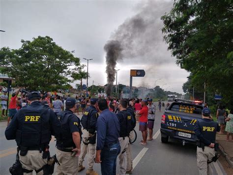 Após sete horas de interdição BR 101 é completamente liberada na Serra