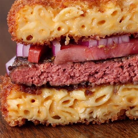 This Mac And Cheese Bun Burger Is Dangerously Delicious [video] [video