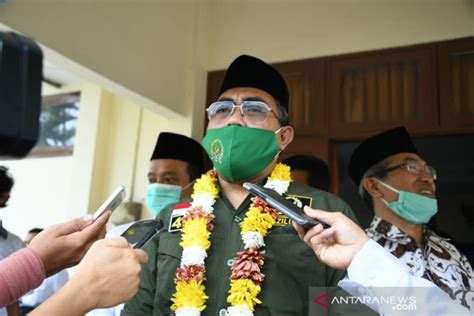 Gus Jazil Ziarah Ke Makam KH Ahmad Dahlan ANTARA News