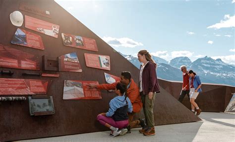 Columbia Icefield Adventure: Athabasca Glacier Tours and Viewing Platform