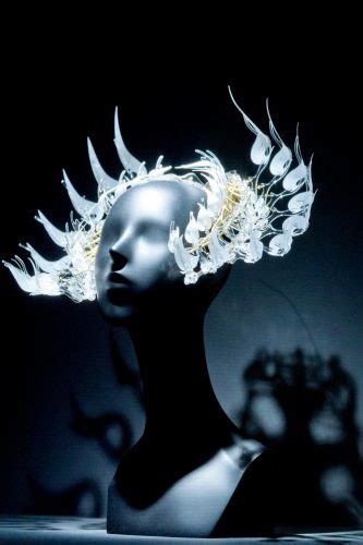 Iris van Herpen ganha exposição no Musée des Arts Décoratifs CH News