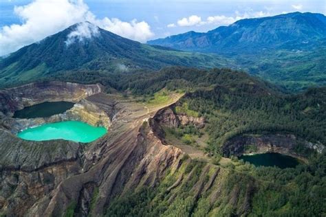 Mengenal Danau Kelimutu Keindahan Alam Di Punggung Pulau Flores