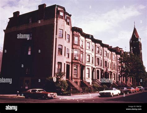 1970s Brownstones Brooklyn Hi Res Stock Photography And Images Alamy